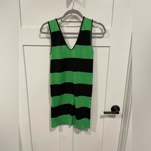 Black and green dress one size fits all